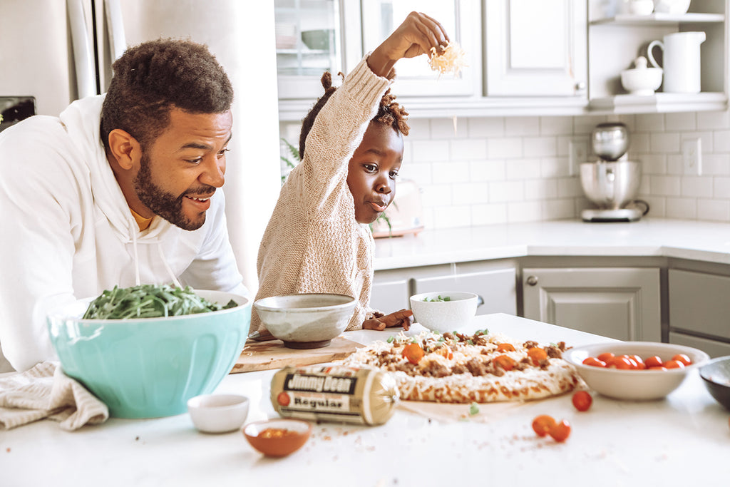 How to make dinner time at the family table fun